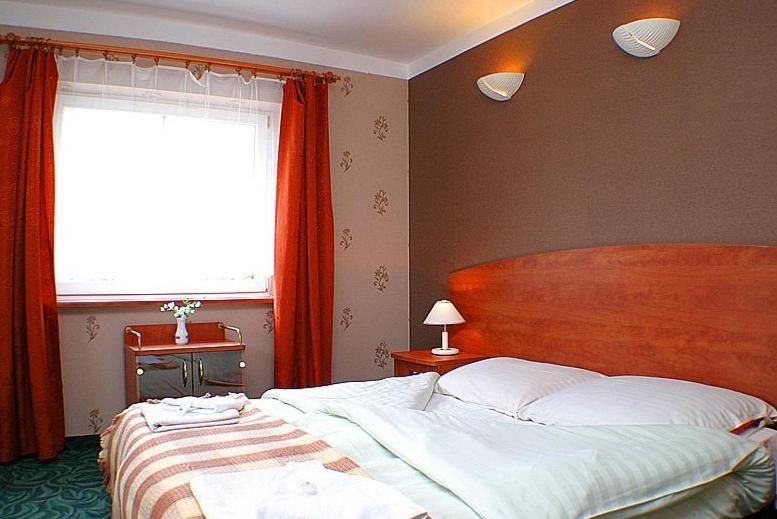Hotel Zbyszko Szczecin Habitación foto
